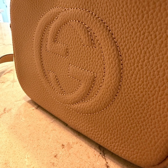 Gucci Handbags - Gucci soho disco Pebbled Tan Leather Crossbody with Embossed Double G